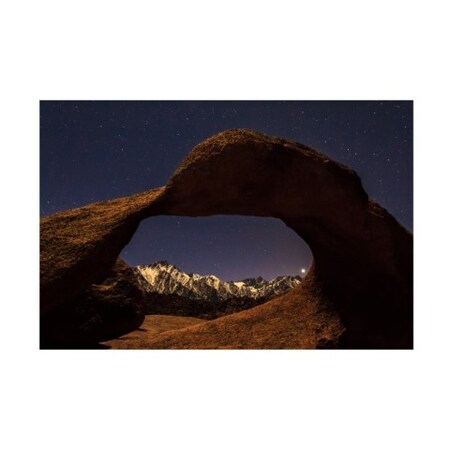 Trademark Fine Art Shawn/Corinne Severn 'Venus Through Mobius Arch' Canvas Art, 22x32 IC02465-C2232GG